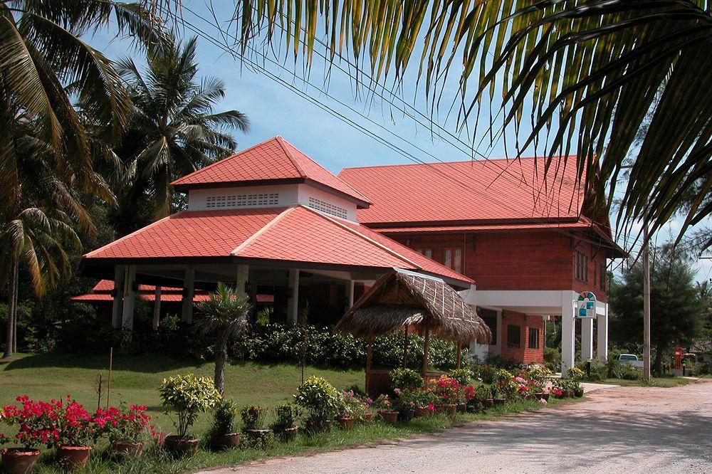 Coral Hotel Bangsaphan Bang Saphan Dış mekan fotoğraf
