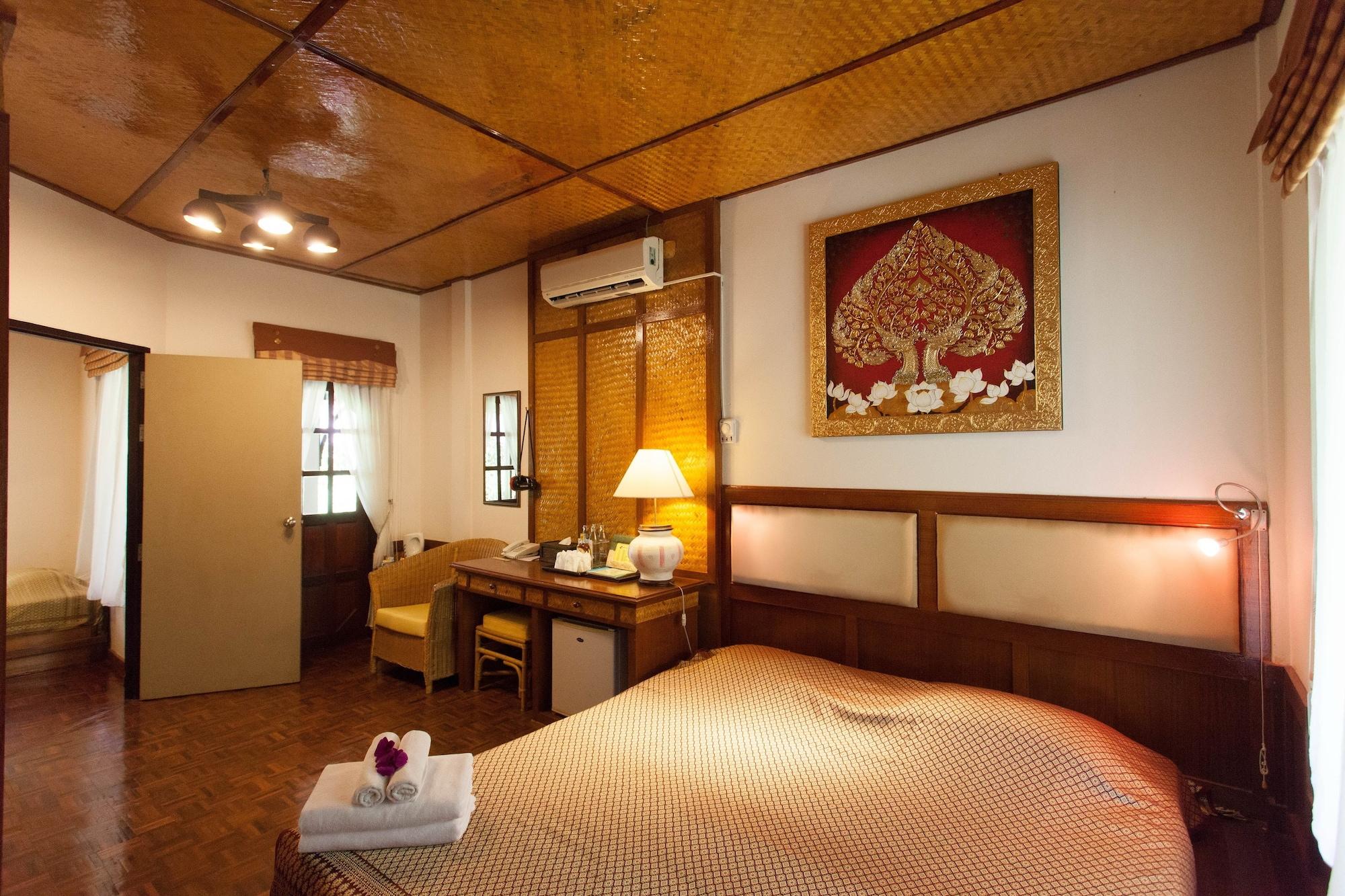 Coral Hotel Bangsaphan Bang Saphan Dış mekan fotoğraf