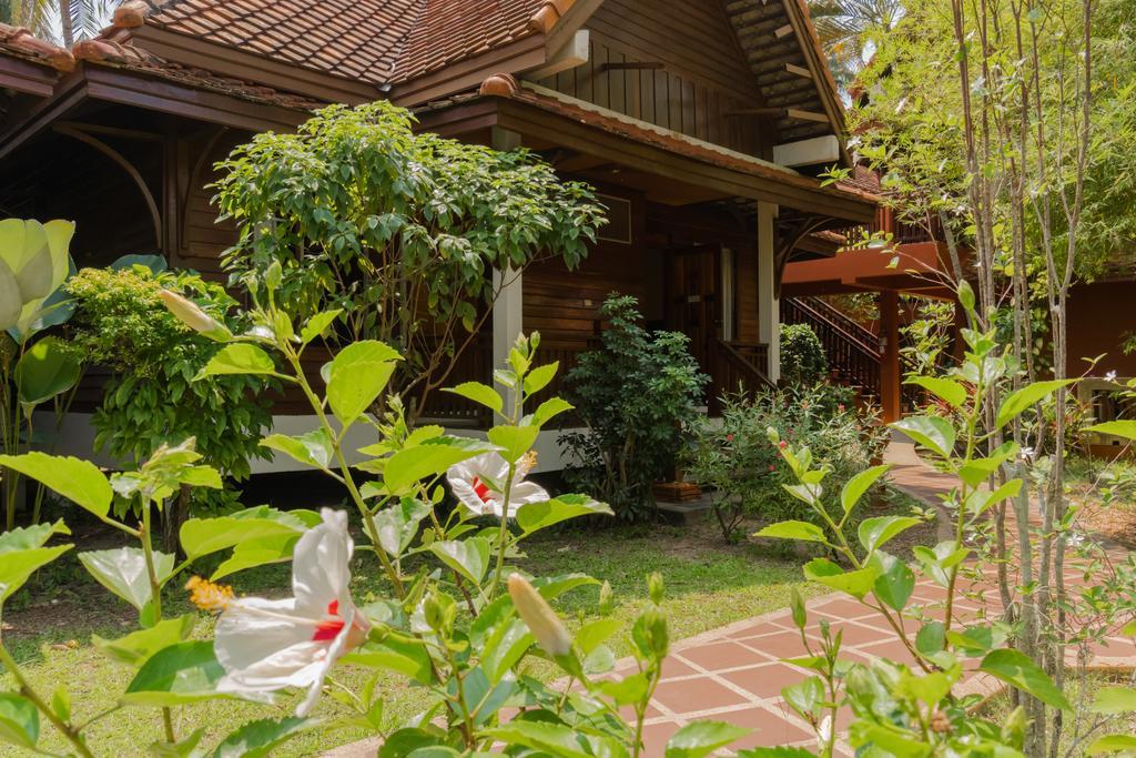 Coral Hotel Bangsaphan Bang Saphan Dış mekan fotoğraf