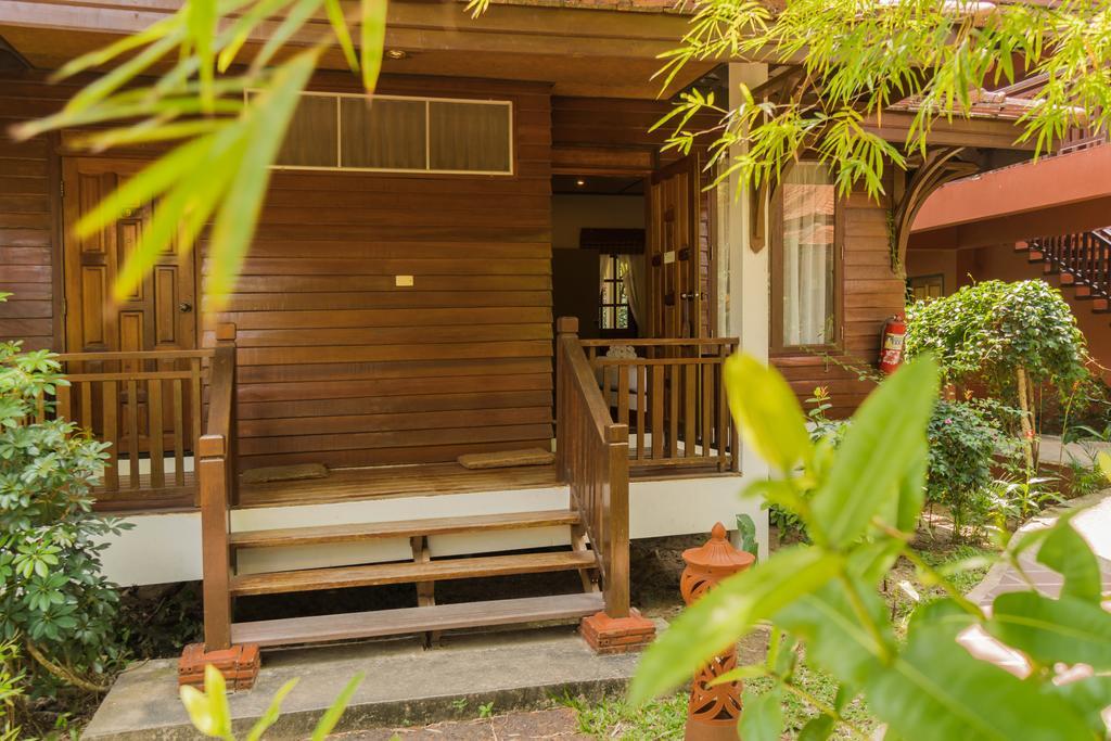 Coral Hotel Bangsaphan Bang Saphan Dış mekan fotoğraf