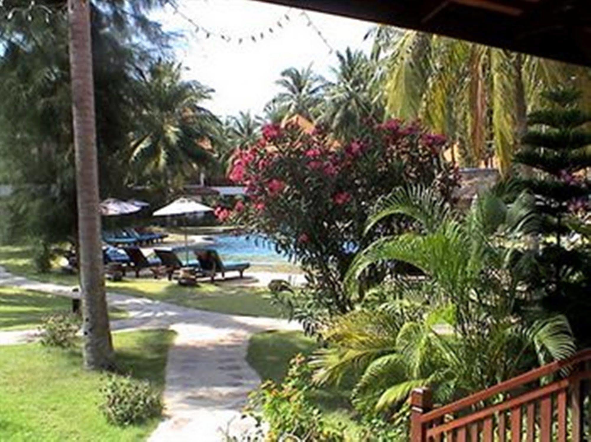 Coral Hotel Bangsaphan Bang Saphan Dış mekan fotoğraf