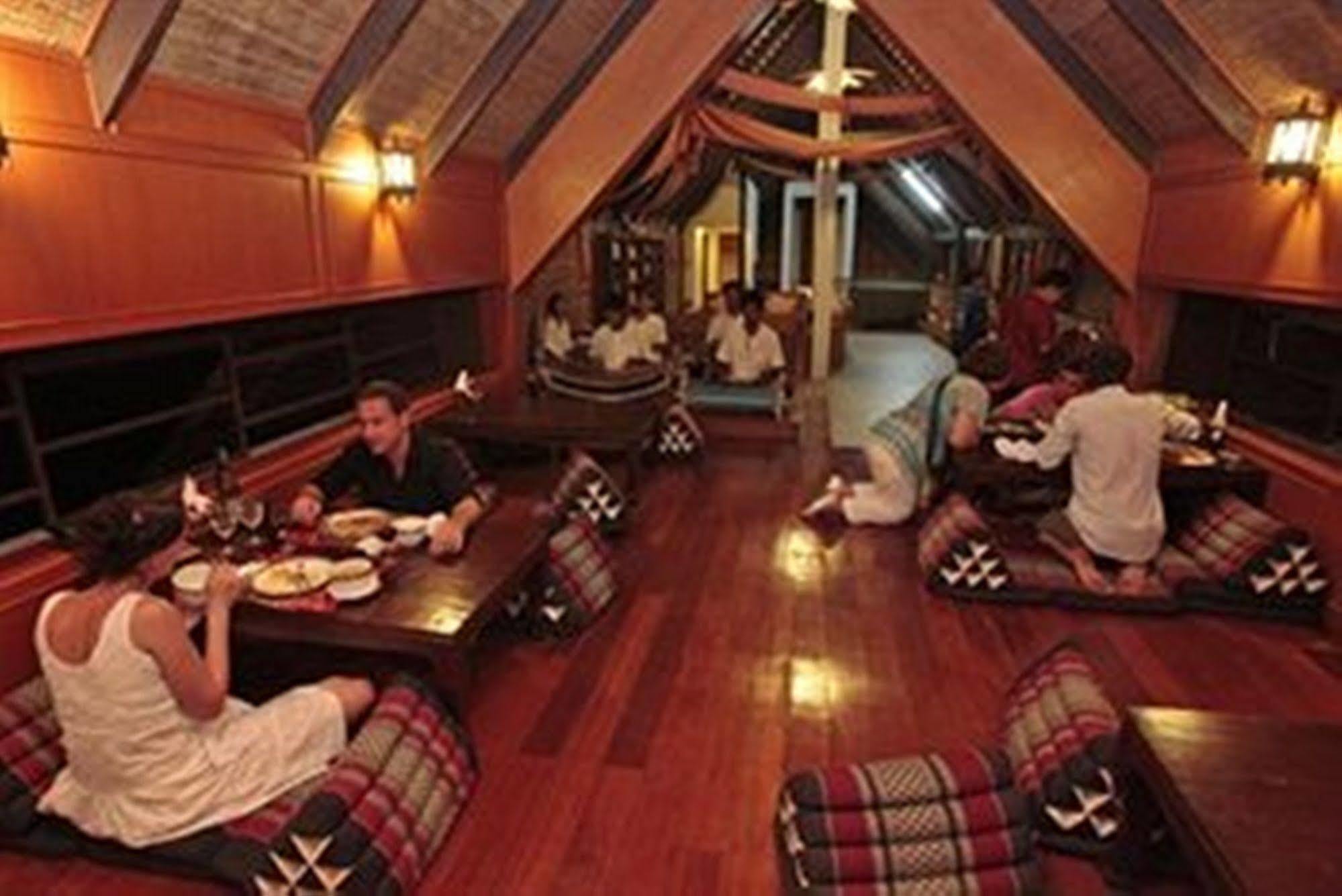 Coral Hotel Bangsaphan Bang Saphan Dış mekan fotoğraf