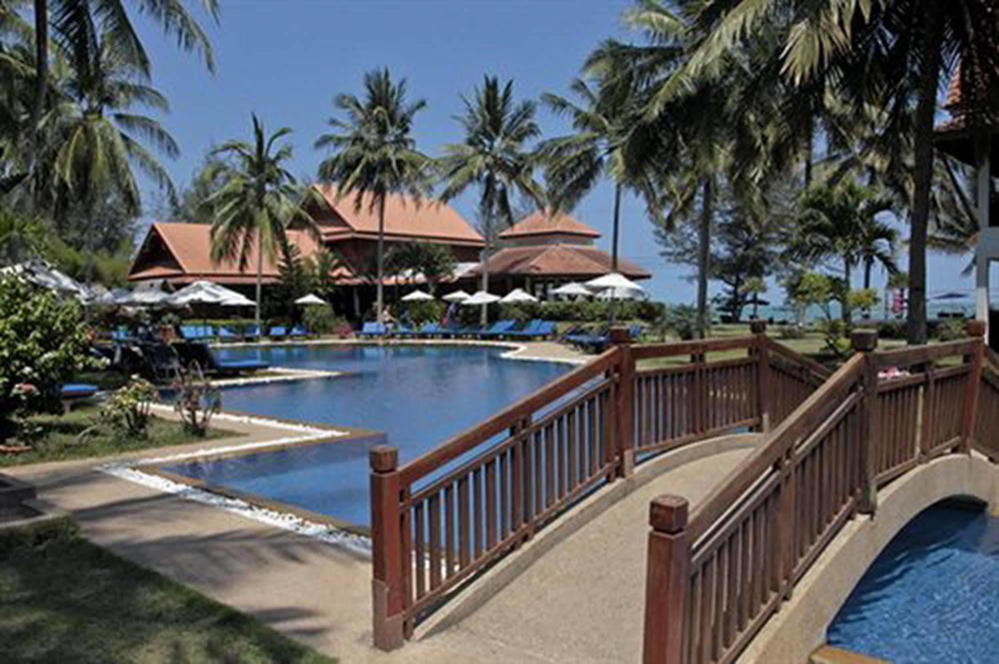 Coral Hotel Bangsaphan Bang Saphan Dış mekan fotoğraf